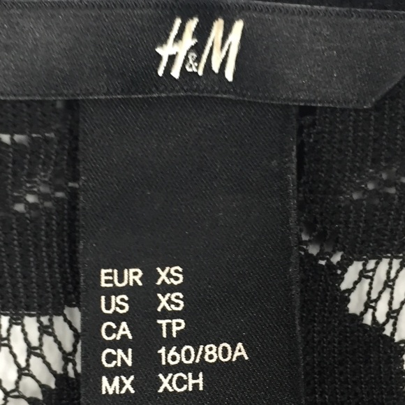 H&M black lace top - Picture 4 of 8